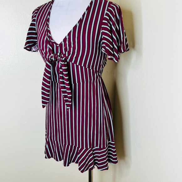 Band Of Gypsies Dress SM/MED Maroon Striped Mini Ruffle Flounce V-Neck Tie Front - Picture 2 of 7
